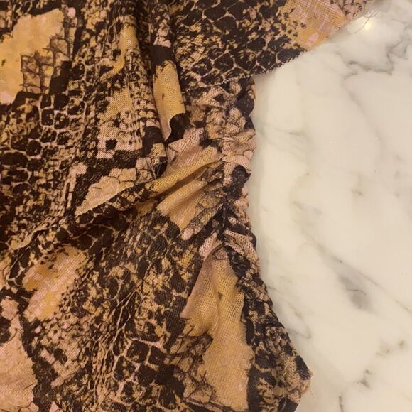 House of Harlow 1960 Flora Top in Python Multi - Picture 7 of 10